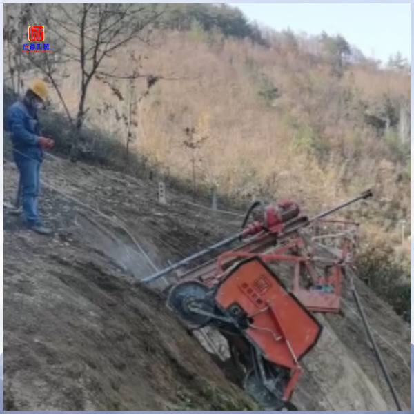 遙控爬坡鉆機：復雜施工場景的高效安全利器