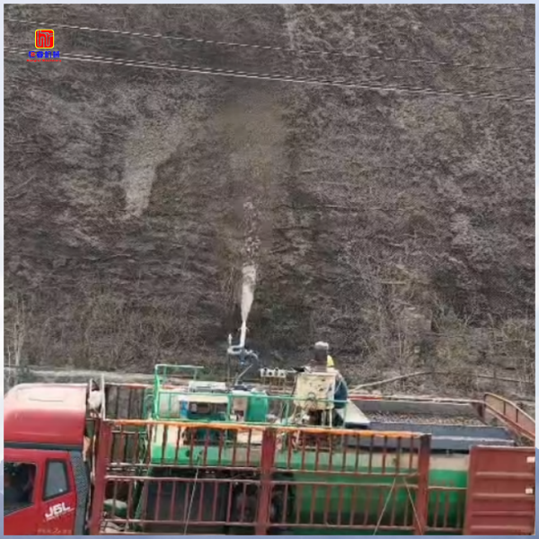 恒睿遙控萬向噴頭：噴播無死角為邊坡綠化破局